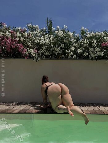 Full leaked Maryismyra private photo