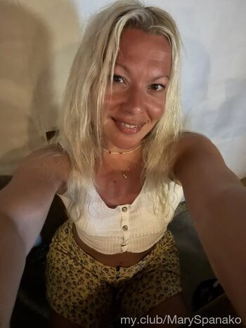 Full leaked Maryspanako private photo
