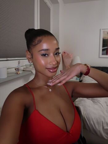 Full leaked Maryyyxlo page private photo
