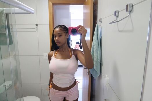 Full leaked Maryyyxlo private photo