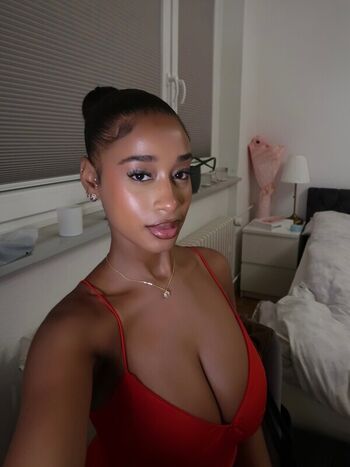 Full leaked Maryyyxlo private photo