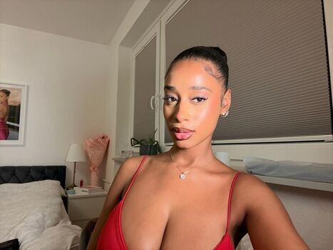 Full leaked Maryyyxlo private photo