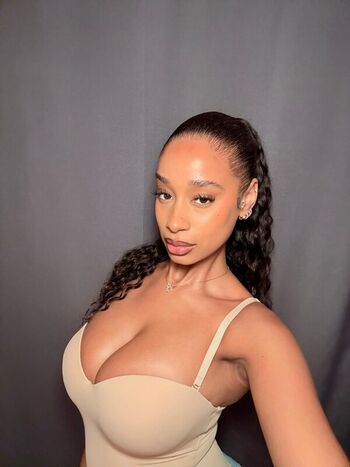 Full leaked Maryyyxlo private photo