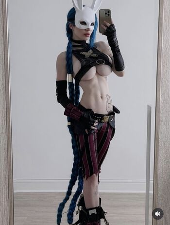 Full leaked Maskyrabbit private photo