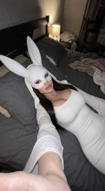 Full leaked Maskyrabbit page private photo