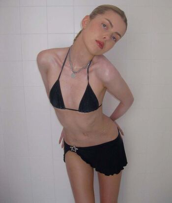 Full leaked Mathilda toresdotter private photo