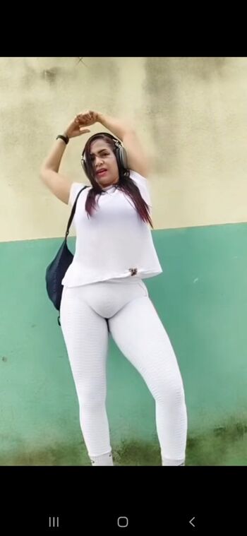 Full leaked Mature women private onlyfans photo