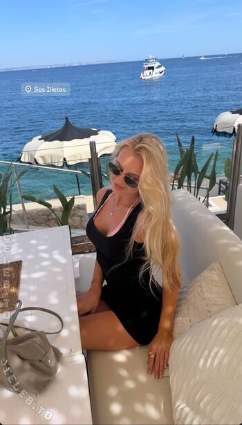 Full leaked Mavie noelle private photo