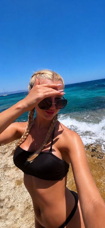 Full leaked Mavie noelle private photo