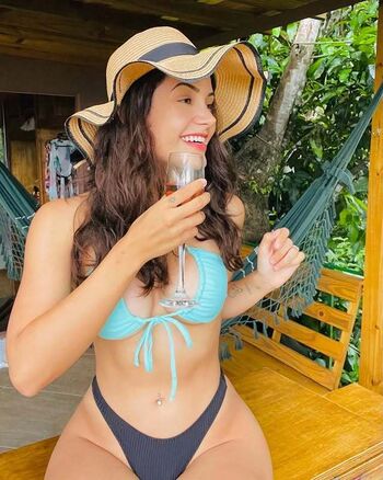 Full leaked Maviehulse private onlyfans photo