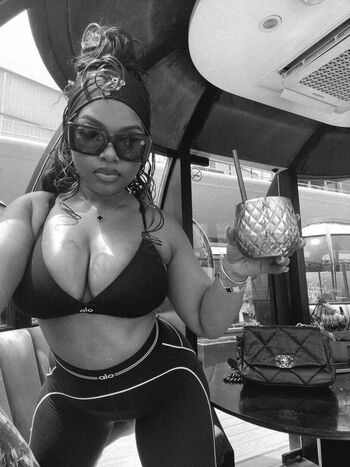 Full leaked Mawhoo private onlyfans photo