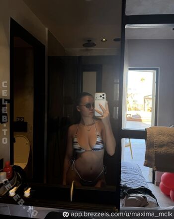 Full leaked Maxima mclk page private photo