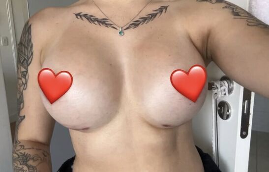 Full leaked Maya braga private photo