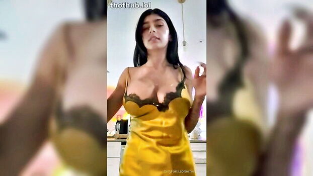 Full leaked Maya khalaf private photo