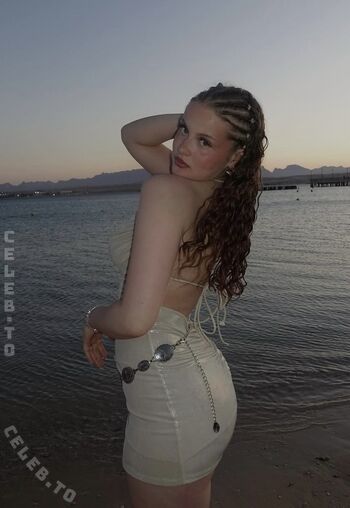 Full leaked Mayaa zr private onlyfans photo