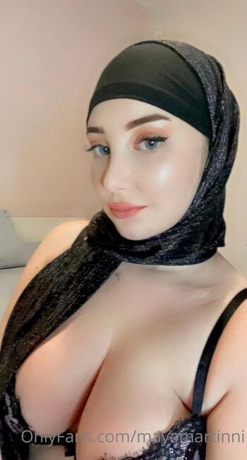 Full leaked Mayamartinni private photo