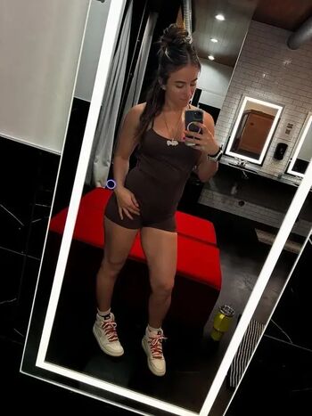 Full leaked Maycee barber private photo
