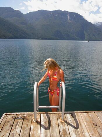 Full leaked Maycen slater private photo
