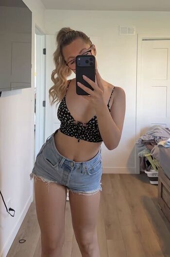 Full leaked Mayghanchoquette private photo