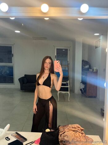 Full leaked Maylee private photo