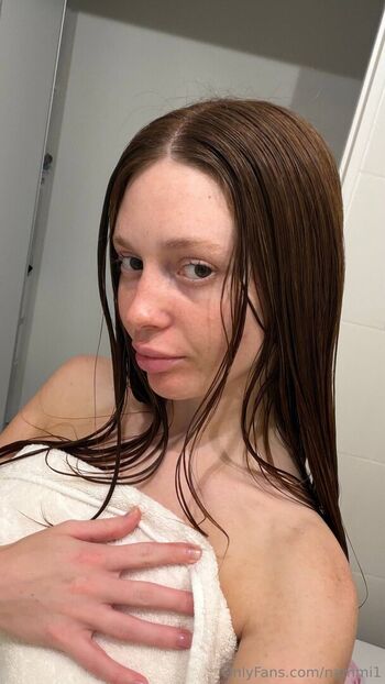 Full leaked Maylee private photo