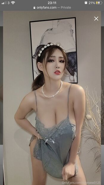 Full leaked Mayou private photo
