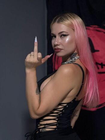 Full leaked Mc erikah private onlyfans photo