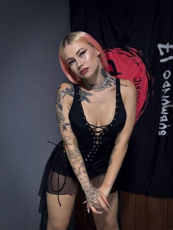 Full leaked Mc erikah private onlyfans photo