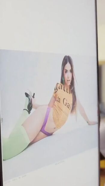 Full leaked Mc melody private photo