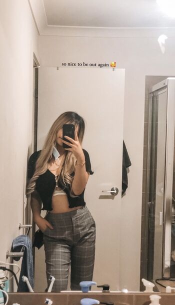 Full leaked Mchellezhu private photo