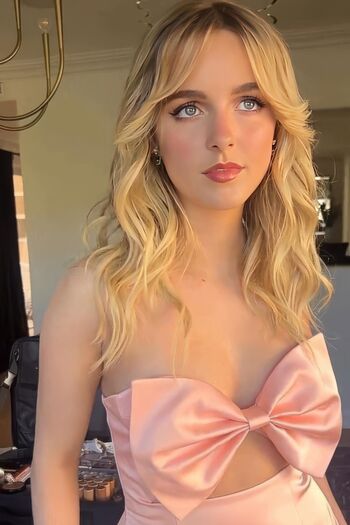 Full leaked Mckenna grace  page private onlyfans photo