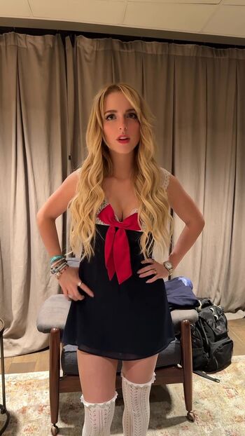 Full leaked Mckenna grace  page private onlyfans photo