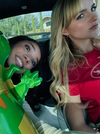 Full leaked Mckenna grace  page private onlyfans photo