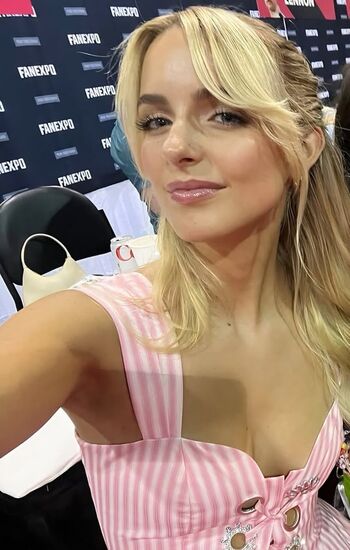 Full leaked Mckenna grace private onlyfans photo
