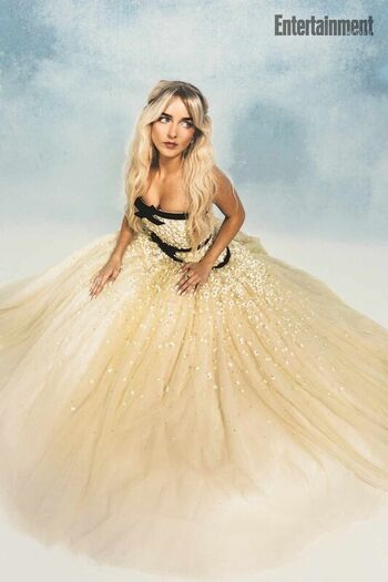 Full leaked Mckenna grace page private photo