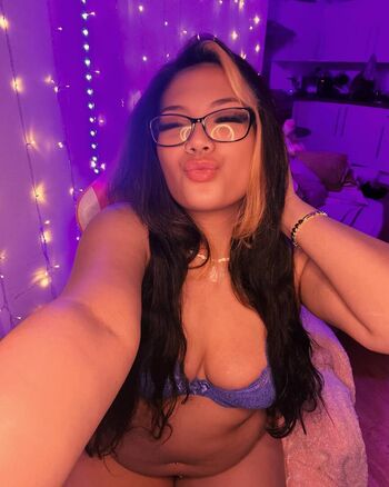 Full leaked Mewmichelle private onlyfans photo