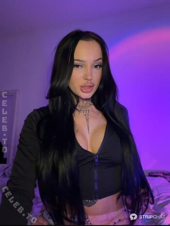 Full leaked Mebeaxx private onlyfans photo