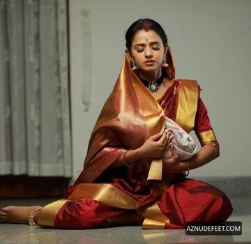 Full leaked Meenakshi raveendran private photo