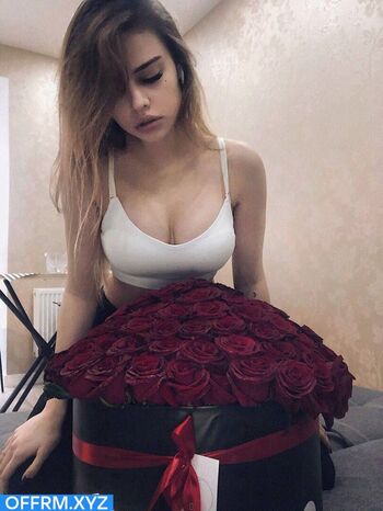 Full leaked Meflia page private photo