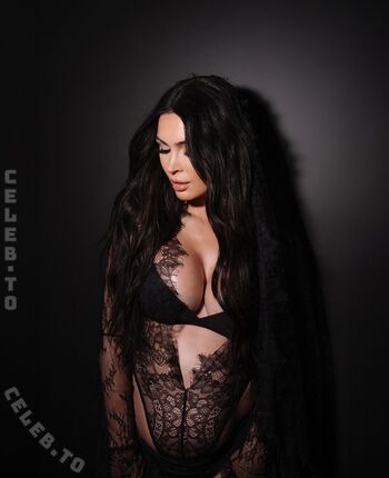 Full leaked Megan fox private photo