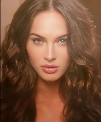 Full leaked Megan fox private photo