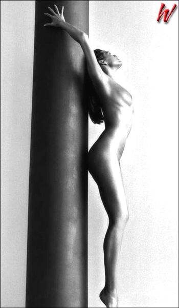 Full leaked Megan gale private photo