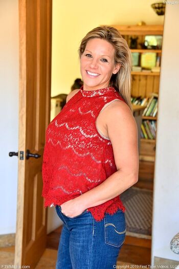 Full leaked Megan hart private onlyfans photo