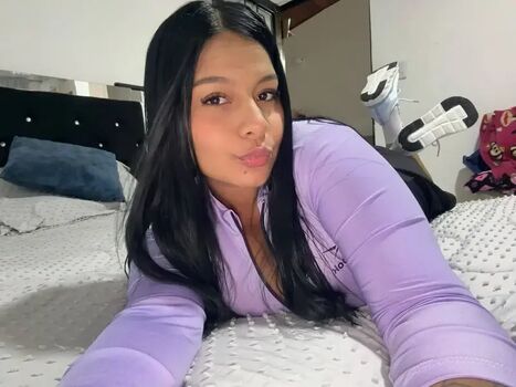 Full leaked Megan hugeboobs private photo