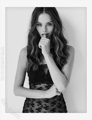 Full leaked Meika woollard private photo