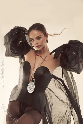 Full leaked Meika woollard page private photo
