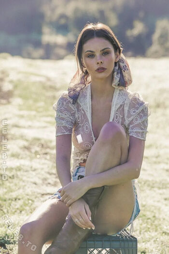 Full leaked Meika woollard page private photo