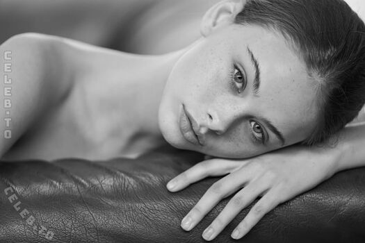Full leaked Meika woollard private photo