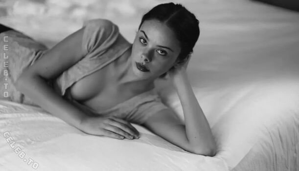 Full leaked Meika woollard private photo