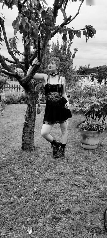 Full leaked Mein style private photo